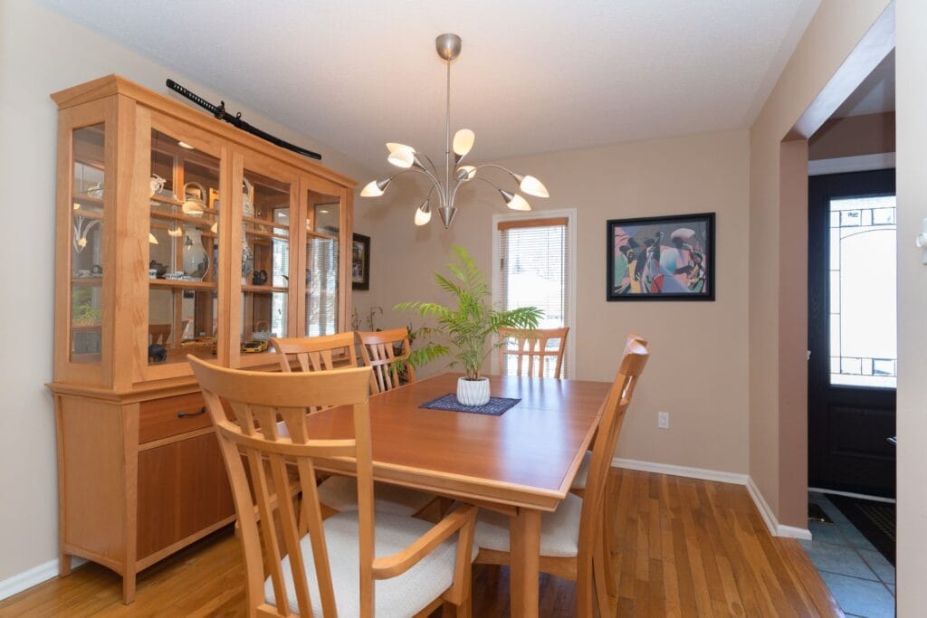 ENSŌ Listing 17 Ovida Blvd, Markham 17 Ovida Blvd Markham9 (Large) (2)