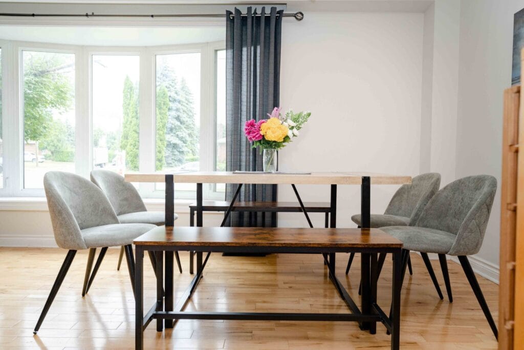 ENSŌ Listing 24 Gentry Cres, Richmond Hill Lower unit hallway and living area with bright lighting