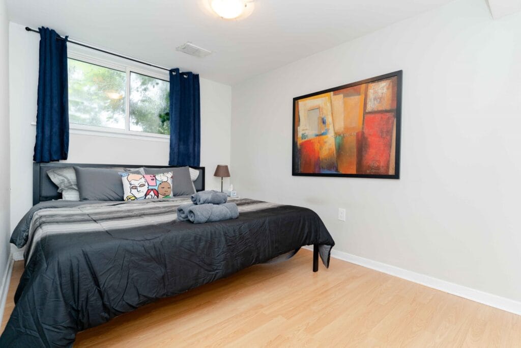 ENSŌ Listing 24 Gentry Cres, Richmond Hill Cozy bedroom in lower unit of duplex