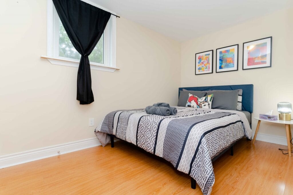 ENSŌ Listing 24 Gentry Cres, Richmond Hill Cozy bedroom in lower unit of duplex